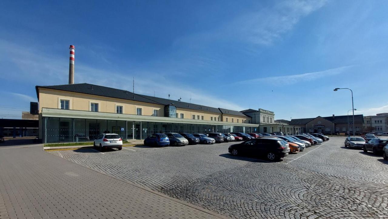 Apartmany Aswa Břeclav Esterno foto
