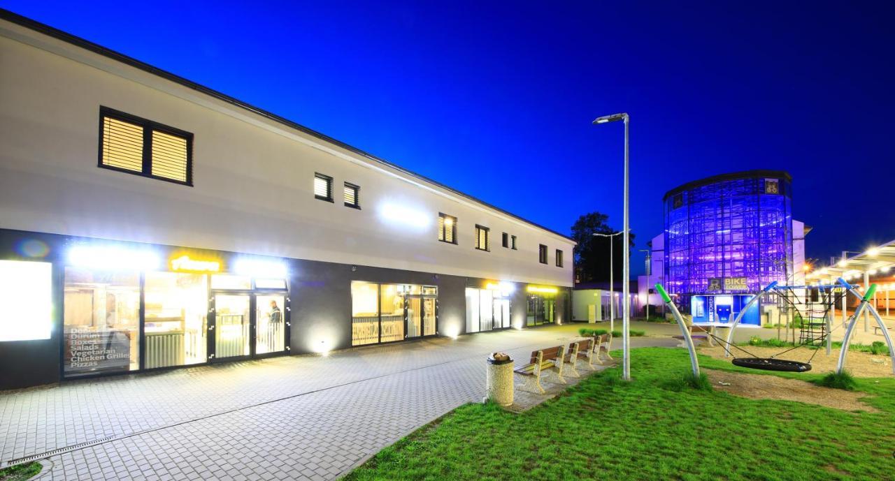 Apartmany Aswa Břeclav Esterno foto